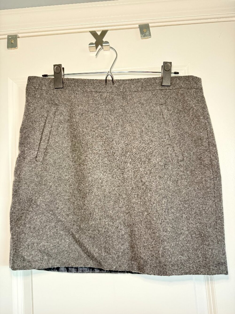 J. Crew Wool Blend Gray Mini Skirt Zip Pockets Sz 8